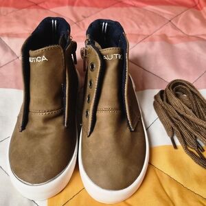 Nautica Brown High-Top Sneakers Kids Size 9 New No Tags
